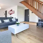 Casa de Férias Maison Moderne Proche *