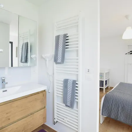 度假居 Maison Moderne Proche *