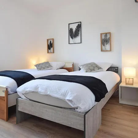 Maison Moderne Proche *