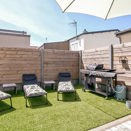 Maison Moderne Proche