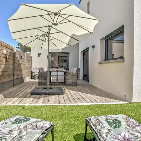 Maison Moderne Proche 度假居 *