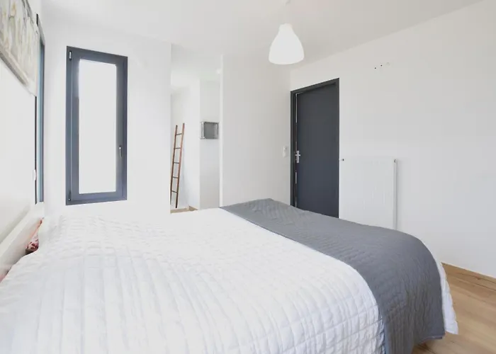 Maison Moderne Proche Casa de Férias *